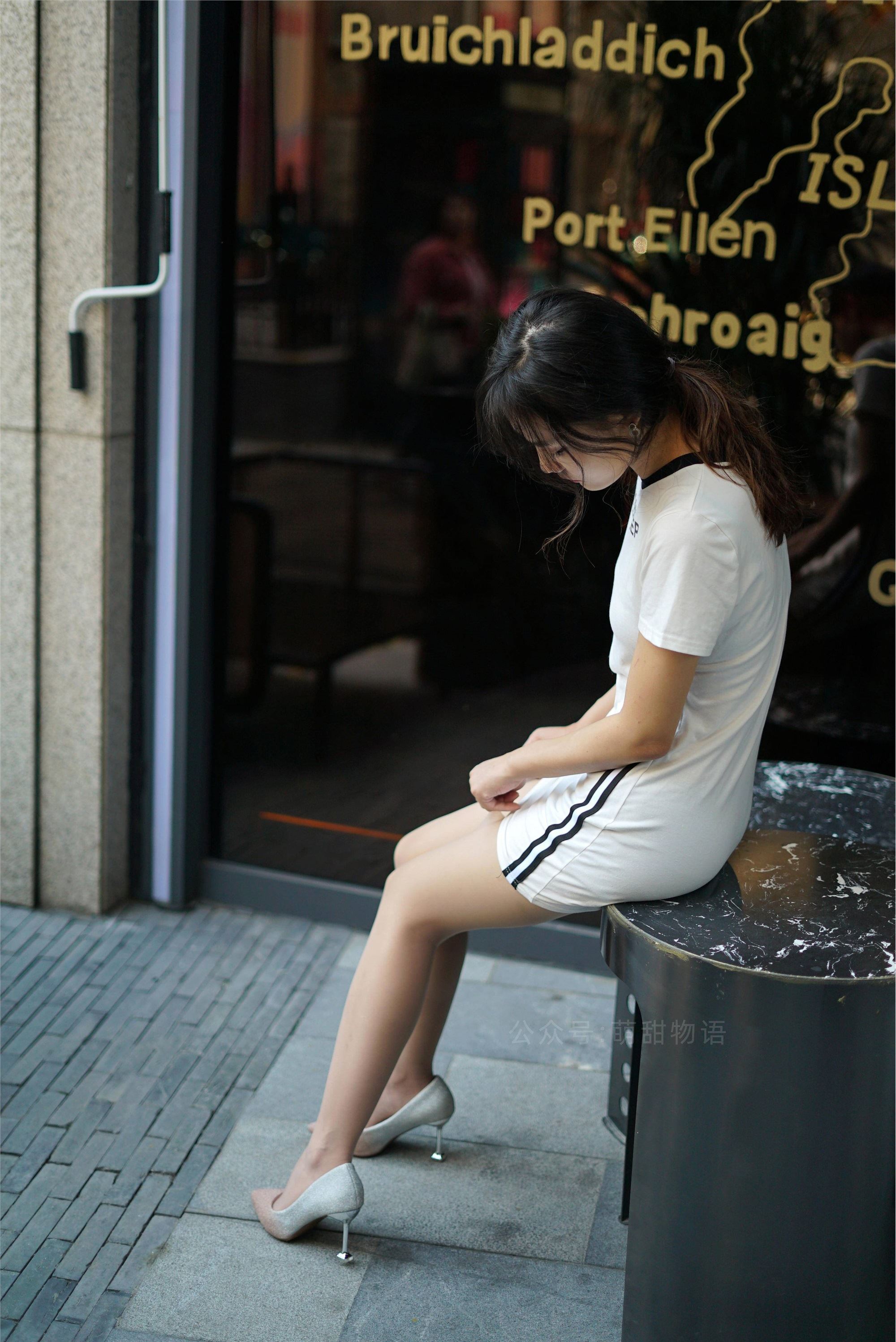 萌甜物语 XM106《洁白短裙闪闪高跟-小A》